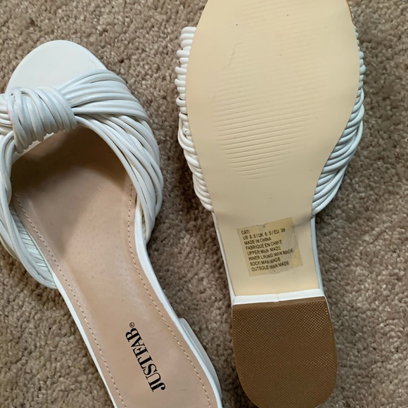 White Flats - Picture 1 of 2